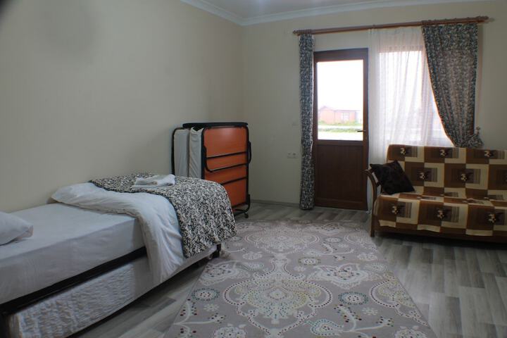 Room 2 of 30