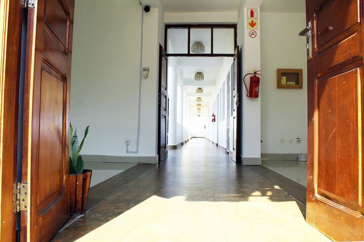 Hotel Interior 4 of 31