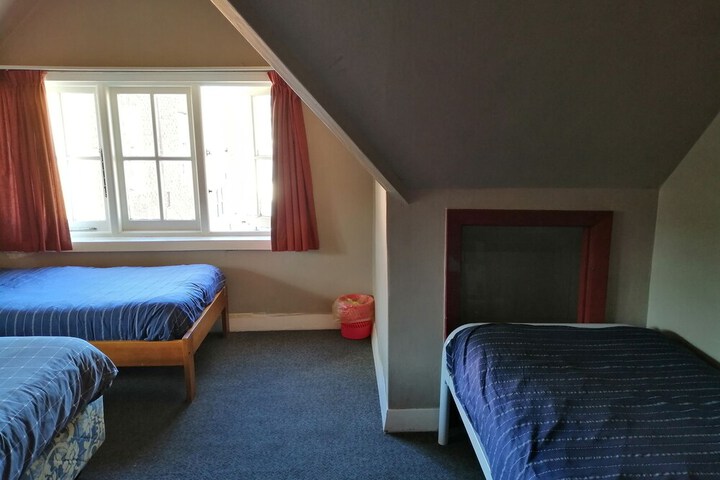 Room 19 of 62