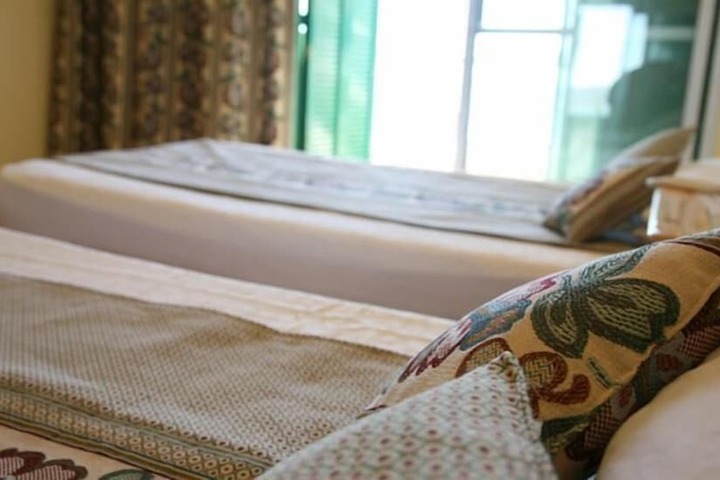 Room 12 of 40