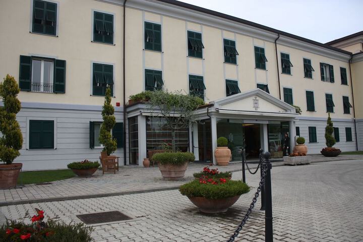 Exterior Photo