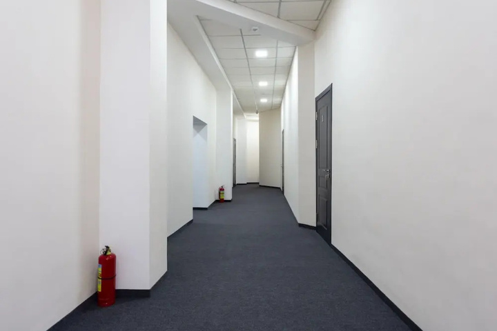 Room 10 of 16