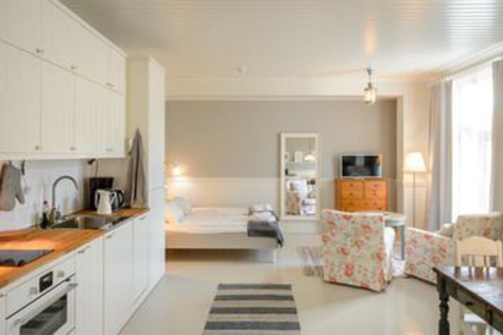 Room 48 of 75
