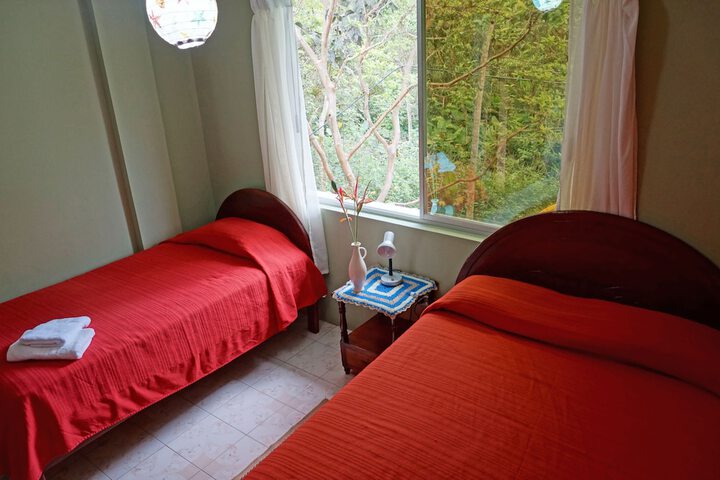 Room 18 of 50