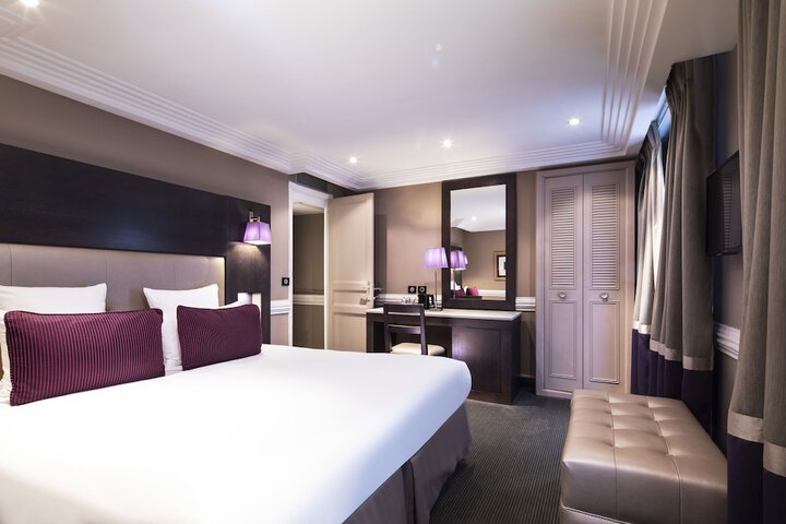 Room 8 of 29