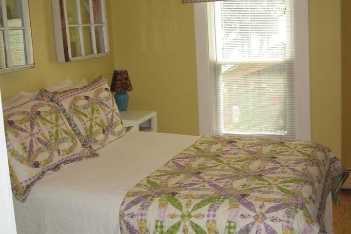 Room 17 of 39