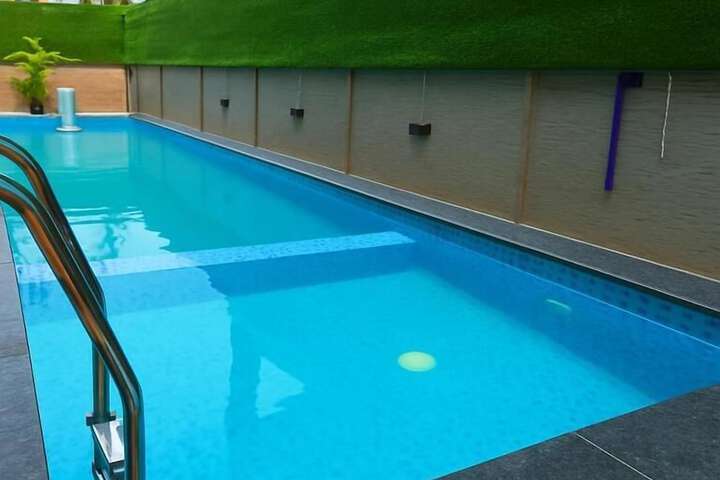 Pool 12 of 14