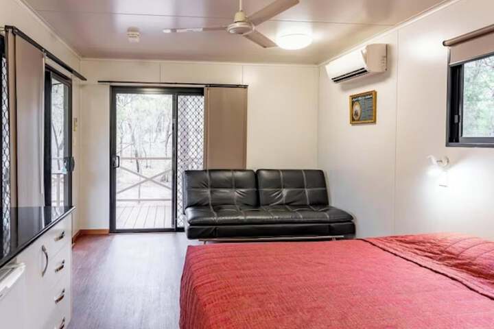 Room 7 of 30