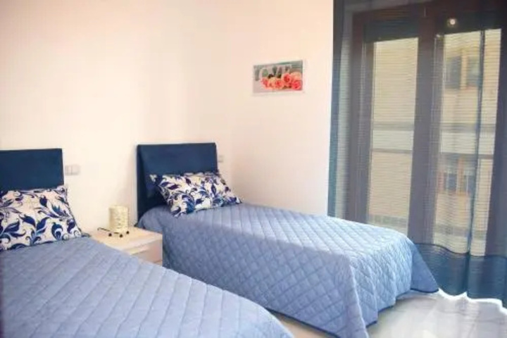 Room 3 of 6