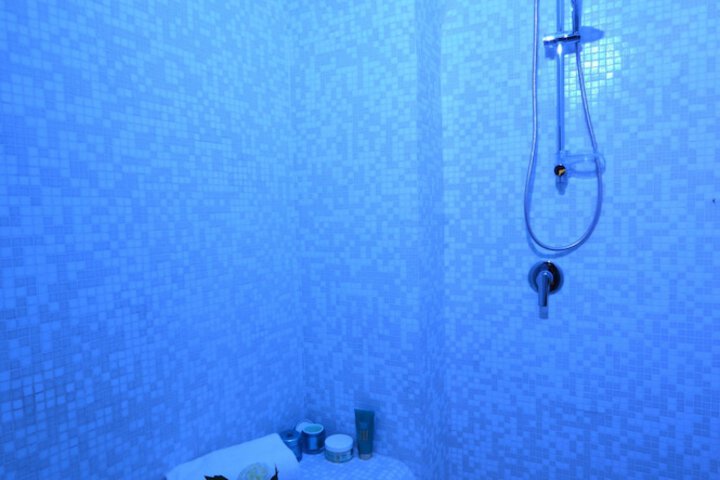 Room 47 of 79