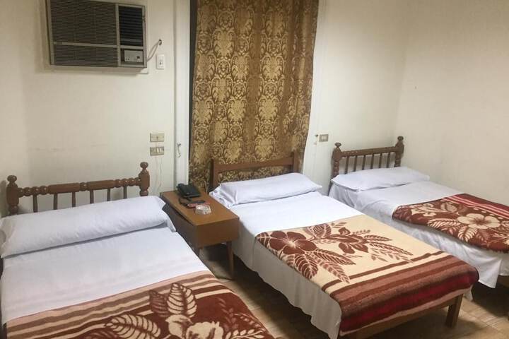 Room 10 of 36