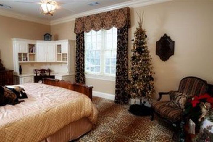 Room 8 of 81