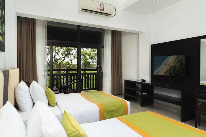 Room 6 of 25