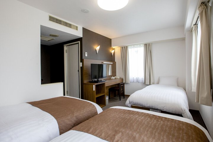 Room 9 of 44