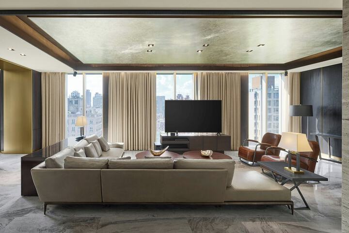 Room 27 of 80