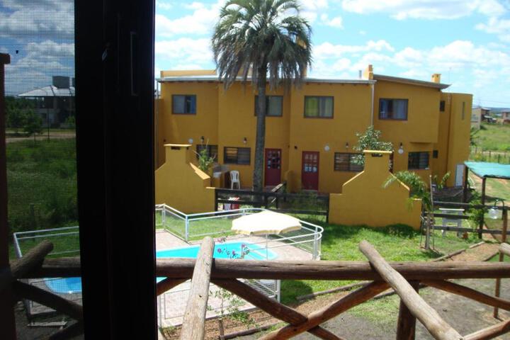 Yataí Casas
