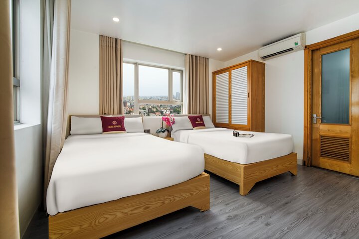 Room 15 of 47