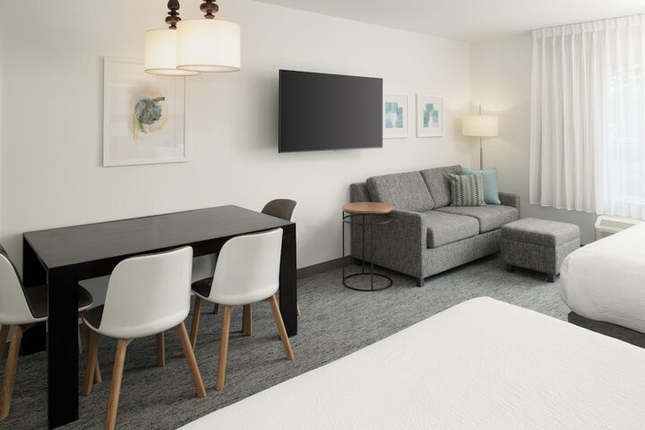 Room 14 of 43