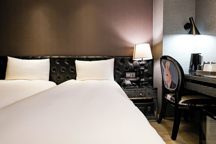 Room 31 of 146