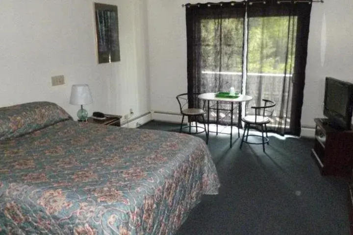 DEER RUN MOTOR INN