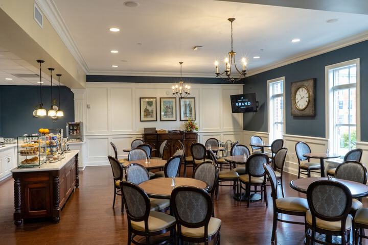 Breakfast area