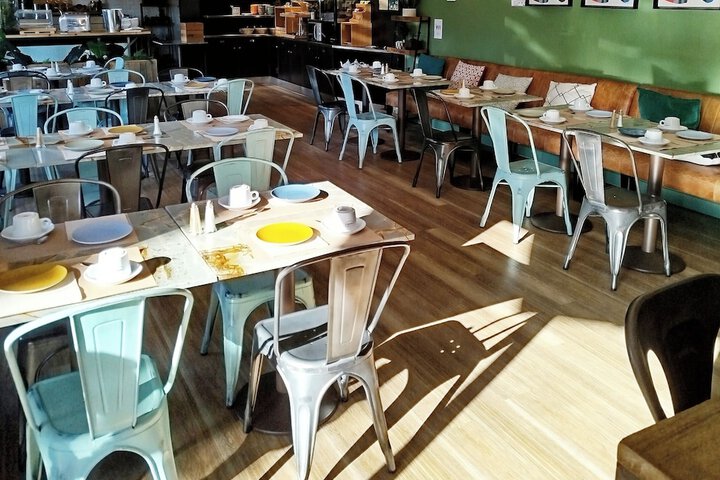 Breakfast/Coffee Service 56 of 92