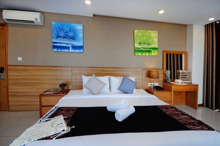 Room 116 of 230