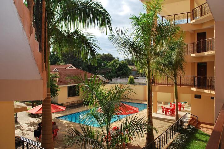 Hotel Pool