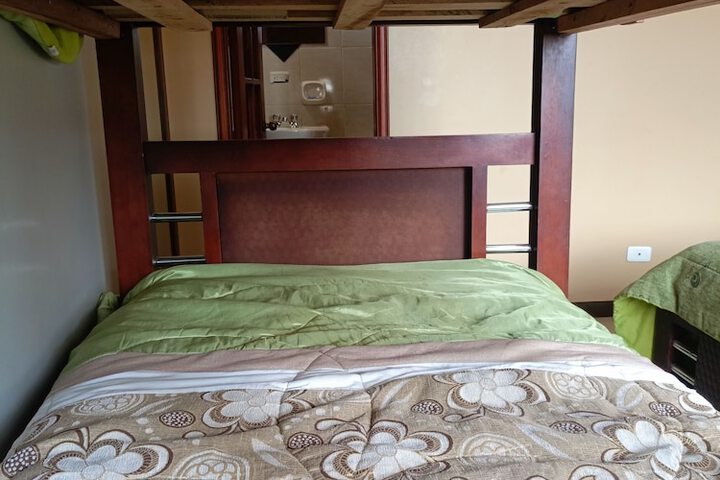 Room 18 of 34
