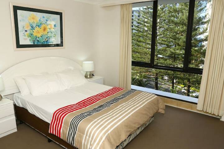 Room 7 of 44