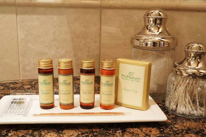 Bathroom amenities