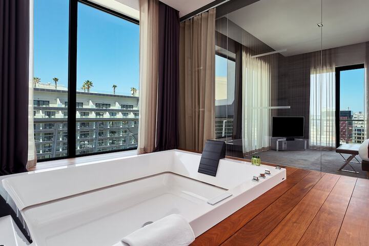 Room 92 of 267