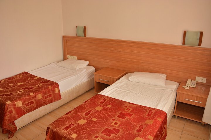 Room 8 of 51
