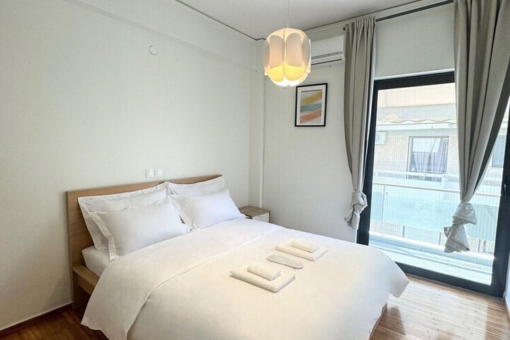 Room 54 of 64