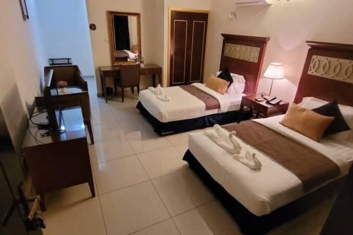 Room 3 of 13