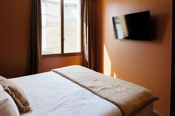 Room 18 of 39