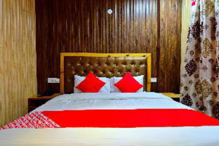 KANCHAN GREY BY OYO ROOMS