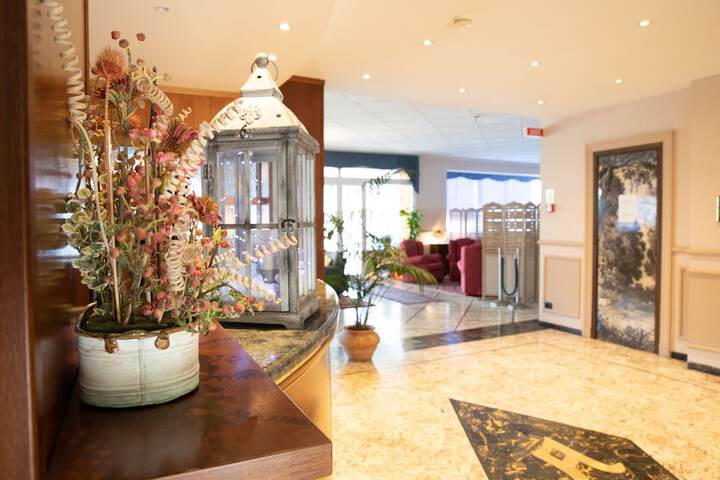 Hotel Interior 10 of 69
