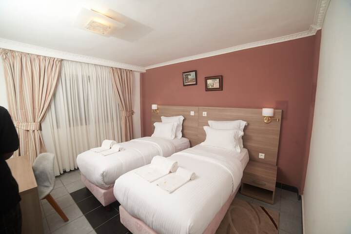 Room 17 of 50
