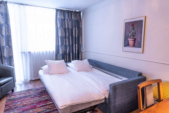 Room 13 of 47