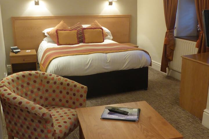 Room 3 of 50