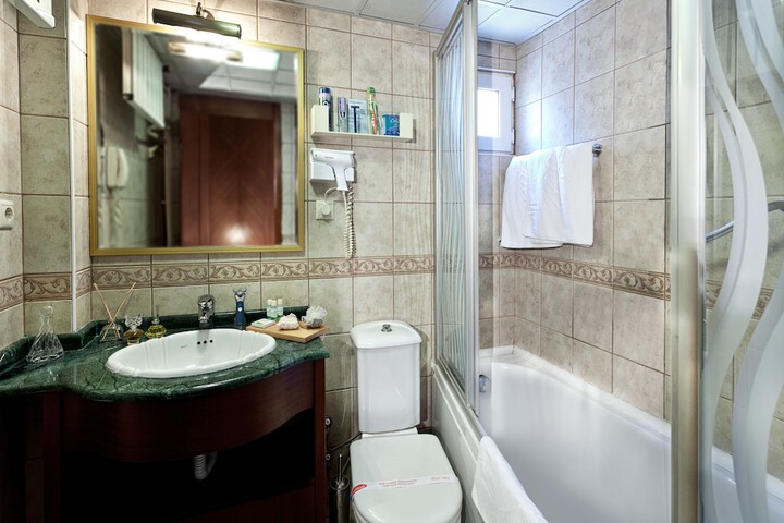 Clean Restrooms