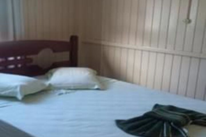Room 14 of 27