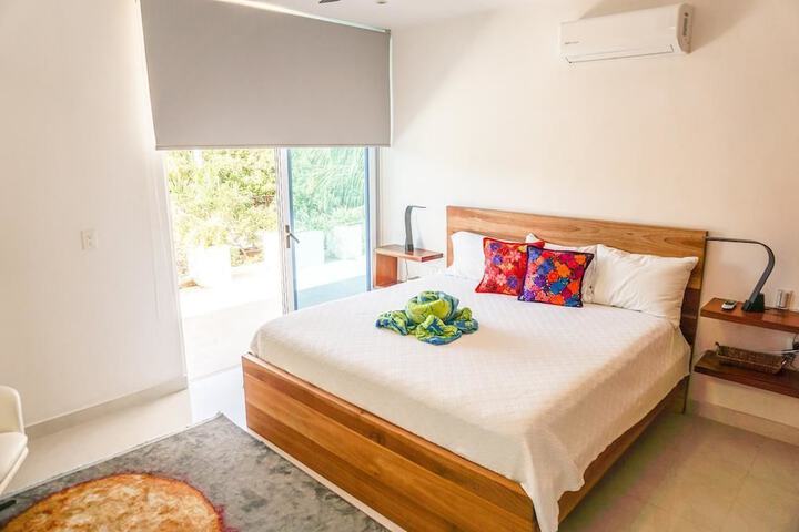 Room 2 of 45