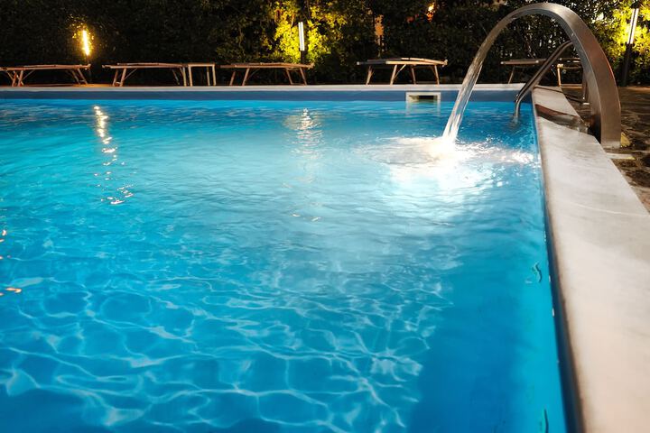 Pools & Facilities
