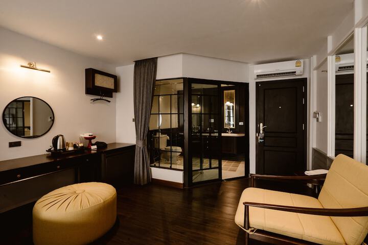 Room 41 of 59