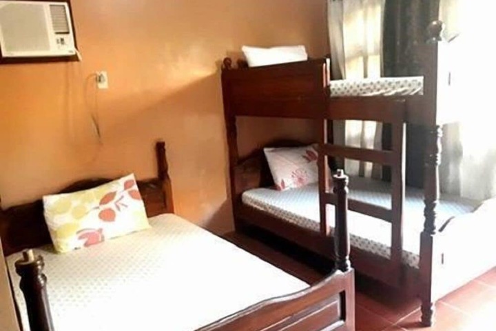 Room 7 of 39