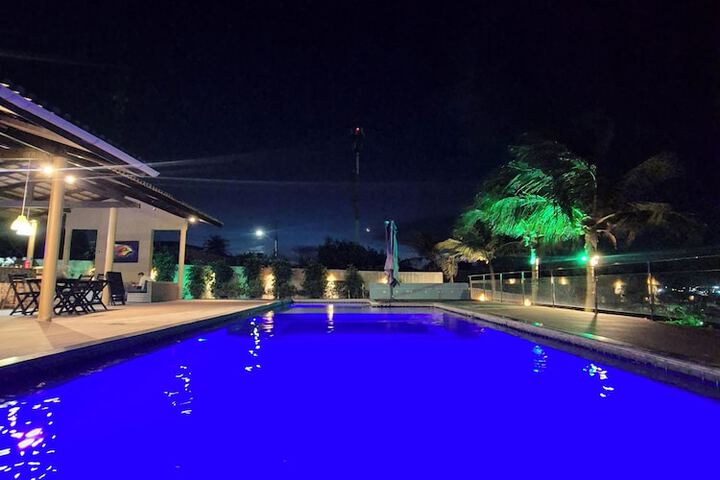 Pool 19 of 24