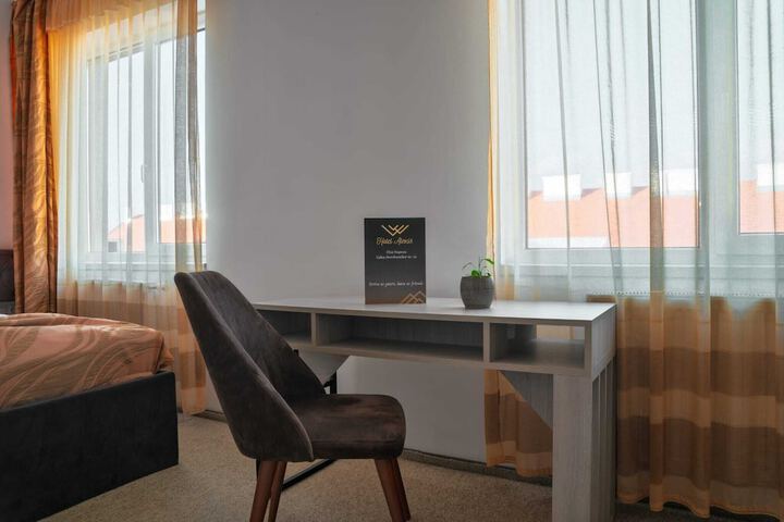 Room 30 of 59