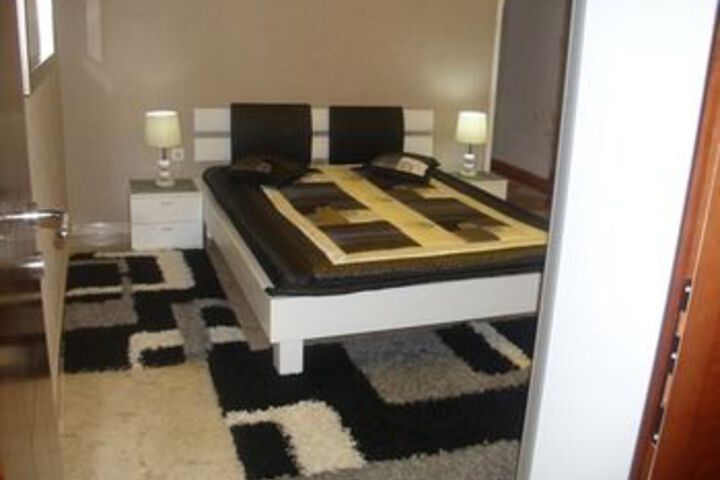 Room 14 of 22